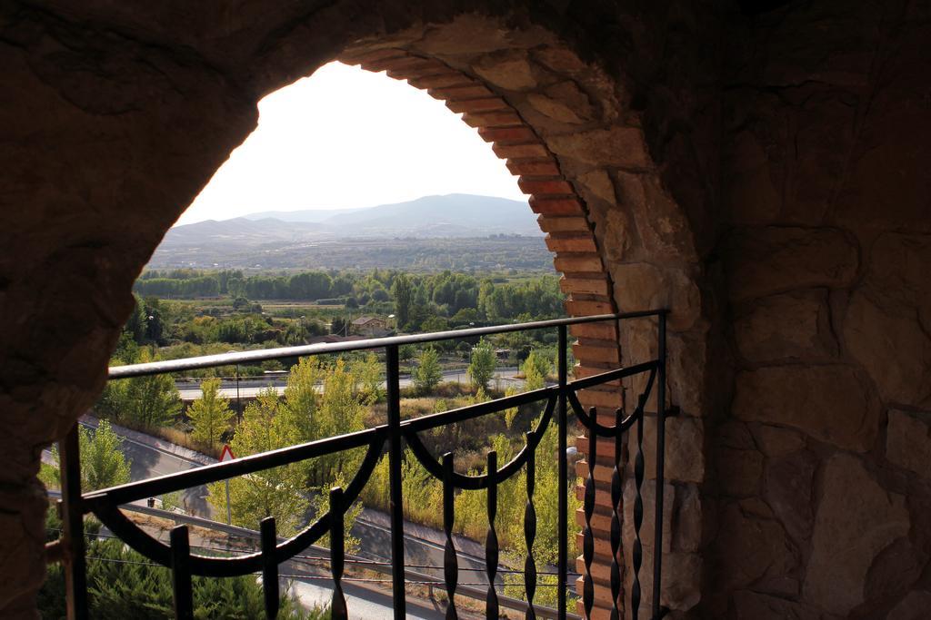 Hotel Vinicola Real-200 Monges Albelda De Iregua Dış mekan fotoğraf