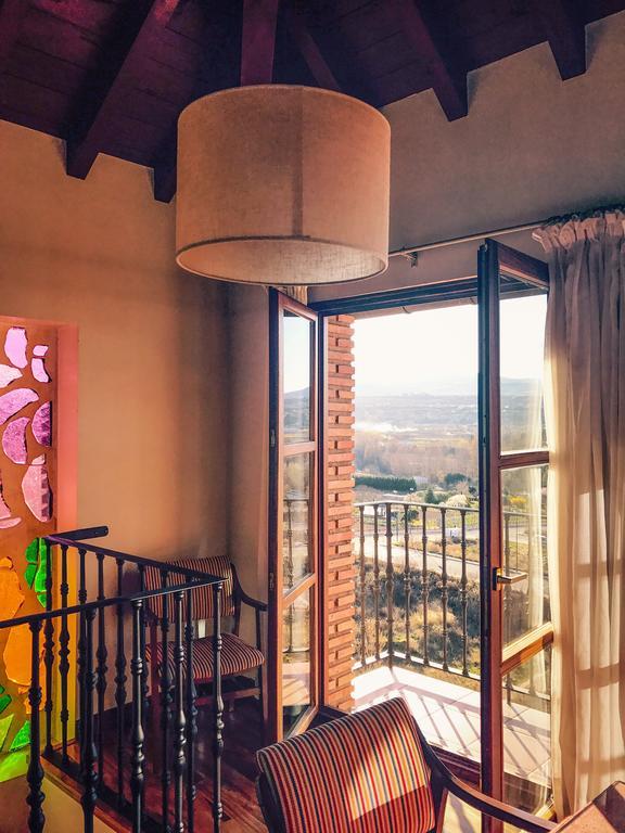 Hotel Vinicola Real-200 Monges Albelda De Iregua Dış mekan fotoğraf